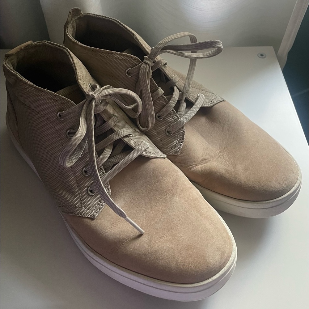 Men’s Timberland Davis Square Chukka size 9